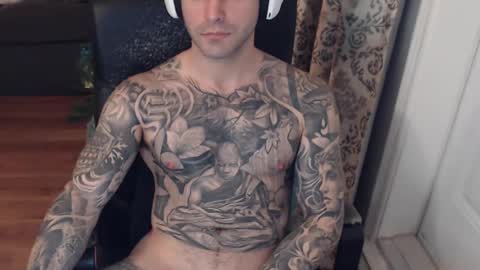 Snapshot of 420randomguy chatting on 12/10/24, 12:17 Anomander Rake online show from 12/10/24, 12:17
