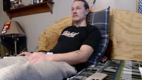 Snapshot of 420st chatting on 12/26/24, 06:54 font size 3 FUN WITH DICK AND MARY JANEfont online show from 12/26/24, 06:54