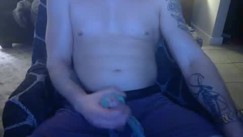 Snapshot of 42o_blah chatting on 12/27/24, 02:25 42o_blah online show from 12/27/24, 02:25