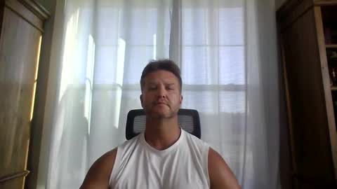 Snapshot of 45andfit chatting on 10/01/25, 01:17 45andfit online show from 10/01/25, 01:17