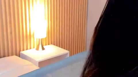 Snapshot of 4ngel_greey chatting on 09/24/25, 08:56 ... .     Angel     . ... online show from 09/24/25, 08:56