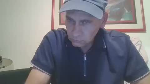 4nuf online show from 11/01/25, 07:32