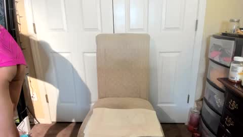 Snapshot of 4ustyn chatting on 01/06/25, 11:42 4ustyn online show from 01/06/25, 11:42