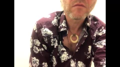 555tony555 online show from 02/17/25, 10:47