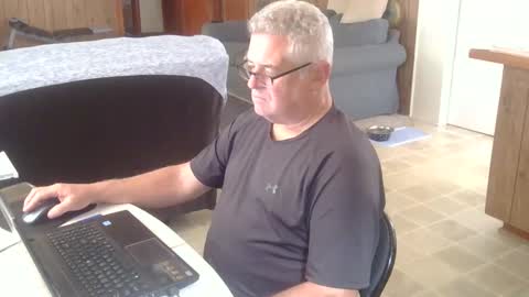 Joe online show from 11/22/25, 04:06