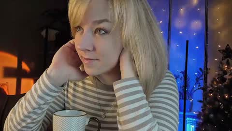 Snapshot of 5_in_one chatting on 01/07/25, 04:39 Sunshine online show from 01/07/25, 04:39