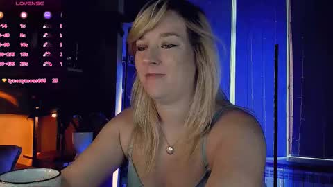 Snapshot of 5_in_one chatting on 09/30/25, 05:45 Sunshine online show from 09/30/25, 05:45