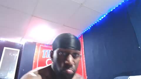 Snapshot of 5hbk chatting on 09/26/25, 06:17 Tettaz GetitJusy4ya online show from 09/26/25, 06:17