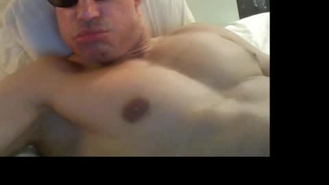 Snapshot of 5minuescum chatting on 10/28/25, 07:05 RecentBison online show from 10/28/25, 07:05