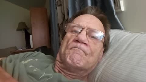 Zeus online show from 12/08/24, 01:46