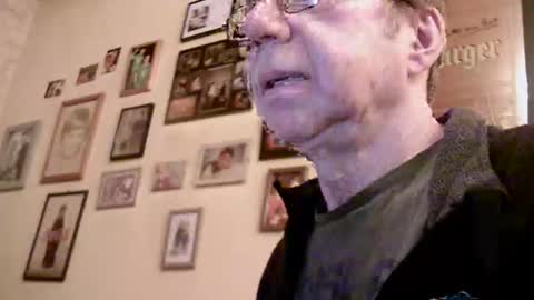 Snapshot of 64shorty chatting on 02/26/25, 06:43 64shorty online show from 02/26/25, 06:43