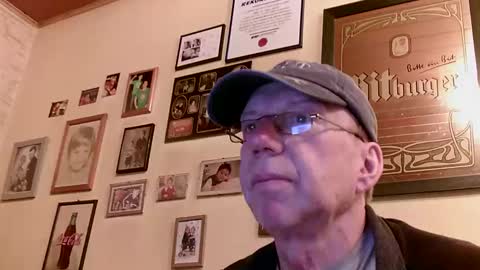 Snapshot of 64shorty chatting on 09/24/25, 04:32 64shorty online show from 09/24/25, 04:32