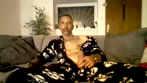 Num online show from 11/11/25, 07:58