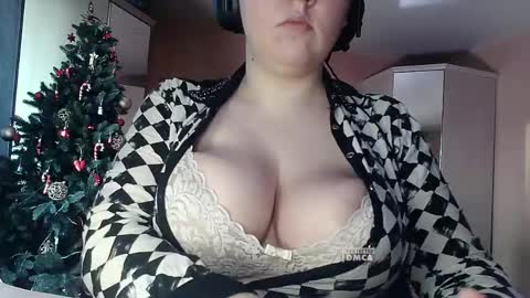 6_dream_9 online show from 06/06/26, 10:47