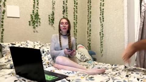 6hei6not online show from 11/26/25, 04:30