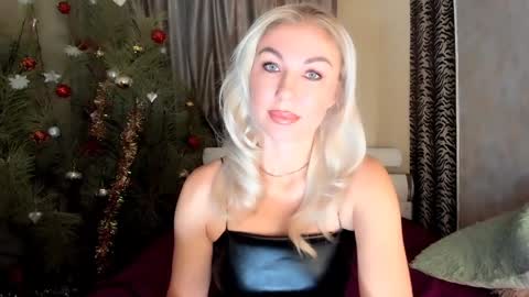 Snapshot of 6noangel66 chatting on 01/12/25, 01:00 SABOTAGE online show from 01/12/25, 01:00