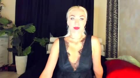 Snapshot of 6noangel66 chatting on 05/25/26, 01:11 SABOTAGE online show from 05/25/26, 01:11