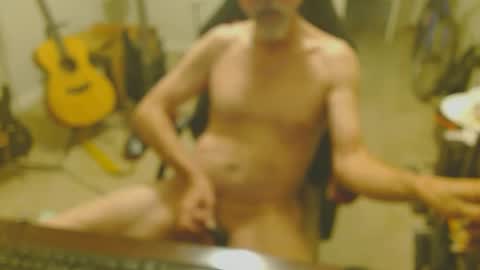 6stringer62 online show from 10/01/25, 08:09