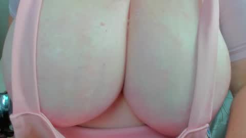 Snapshot of 777_brendi_777 chatting on 01/26/25, 11:17 Brendi online show from 01/26/25, 11:17