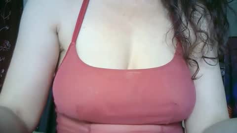 Lilu online show from 04/20/26, 10:29