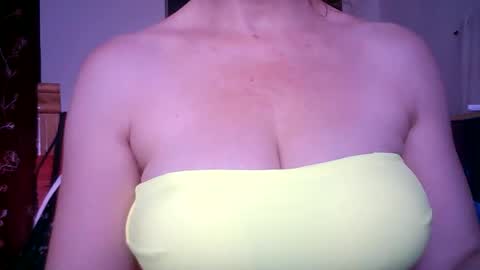 Snapshot of 77lilu chatting on 06/29/26, 10:26 Lilu online show from 06/29/26, 10:26