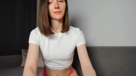 Anna online show from 01/05/25, 10:08