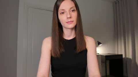 Anna online show from 06/02/26, 07:49
