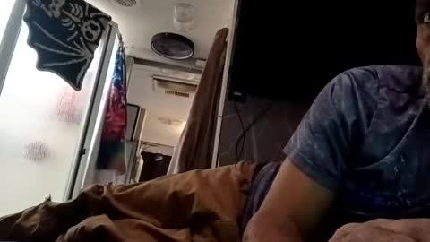 I want to watch you watching me online show from 12/15/25, 10:25