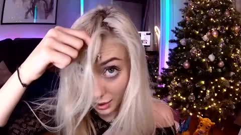 Snapshot of 7loren_wood7 chatting on 01/10/25, 05:56 Loren Wood online show from 01/10/25, 05:56