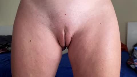 Mila online show from 02/27/25, 10:48