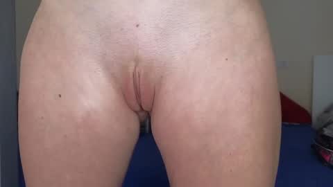 Mila online show from 03/09/25, 04:11