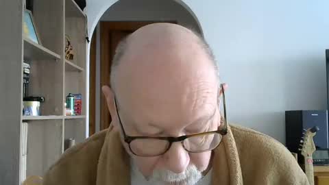 Papi  online show from 12/08/24, 11:35