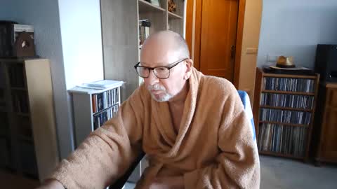  Papi  online show from 01/15/26, 09:14