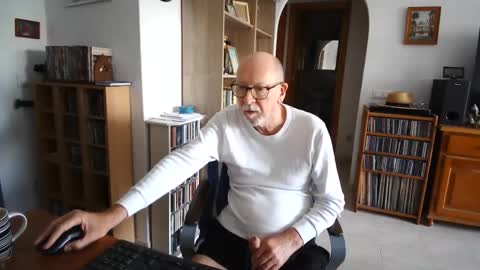  Papi  online show from 04/23/26, 03:03