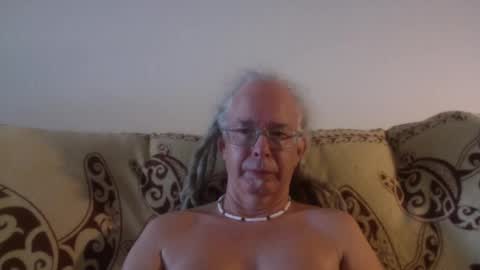 Snapshot of 808dred chatting on 03/06/25, 08:48 808dred online show from 03/06/25, 08:48