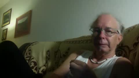 Snapshot of 808dred chatting on 03/10/25, 09:21 808dred online show from 03/10/25, 09:21