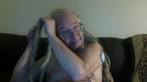 Snapshot of 808dred chatting on 10/01/25, 11:16 808dred online show from 10/01/25, 11:16