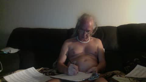 Snapshot of 808dred chatting on 10/03/25, 09:17 808dred online show from 10/03/25, 09:17