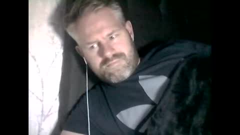 81jonnyx online show from 12/28/24, 10:23