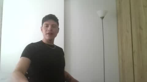 82tomas online show from 04/21/26, 04:01