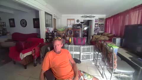 Snapshot of 86406stud chatting on 09/20/25, 11:39 86406stud online show from 09/20/25, 11:39