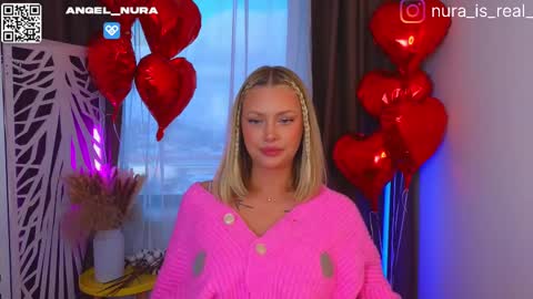 Snapshot of 88_nura chatting on 02/15/25, 07:06 Nura online show from 02/15/25, 07:06