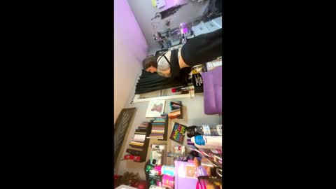 That girl online show from 12/03/25, 04:31