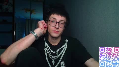 Phillip online show from 11/23/25, 04:12