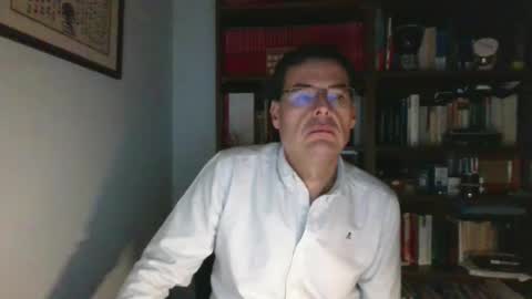 Snapshot of 8age chatting on 12/25/24, 11:42 8age online show from 12/25/24, 11:42