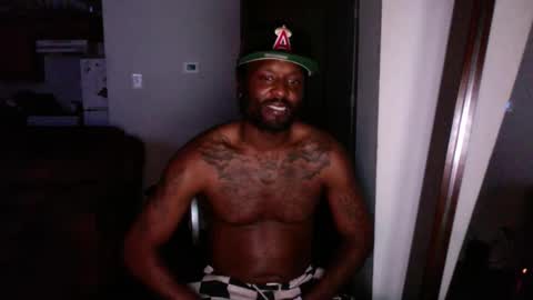 Snapshot of 8double1trouble6 chatting on 10/10/25, 03:05 NoFaceNoCase online show from 10/10/25, 03:05