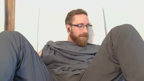 8InchesAndSomeHoles online show from 01/14/26, 08:25