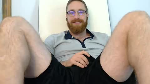 8InchesAndSomeHoles online show from 07/14/26, 06:46