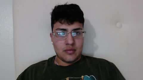 Butterfly boy online show from 01/17/25, 03:12