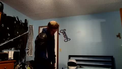 Snapshot of 9_25 chatting on 12/07/24, 03:25 8over6 online show from 12/07/24, 03:25